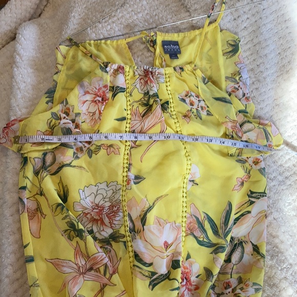 New York & Co yellow work attire blouse top shirt - Picture 9 of 11